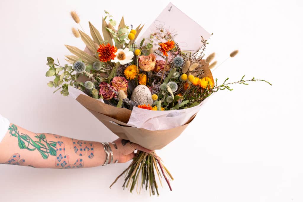 DIY- How to Try Dry Flowers - Send Fresh Flowers & Gifts Online