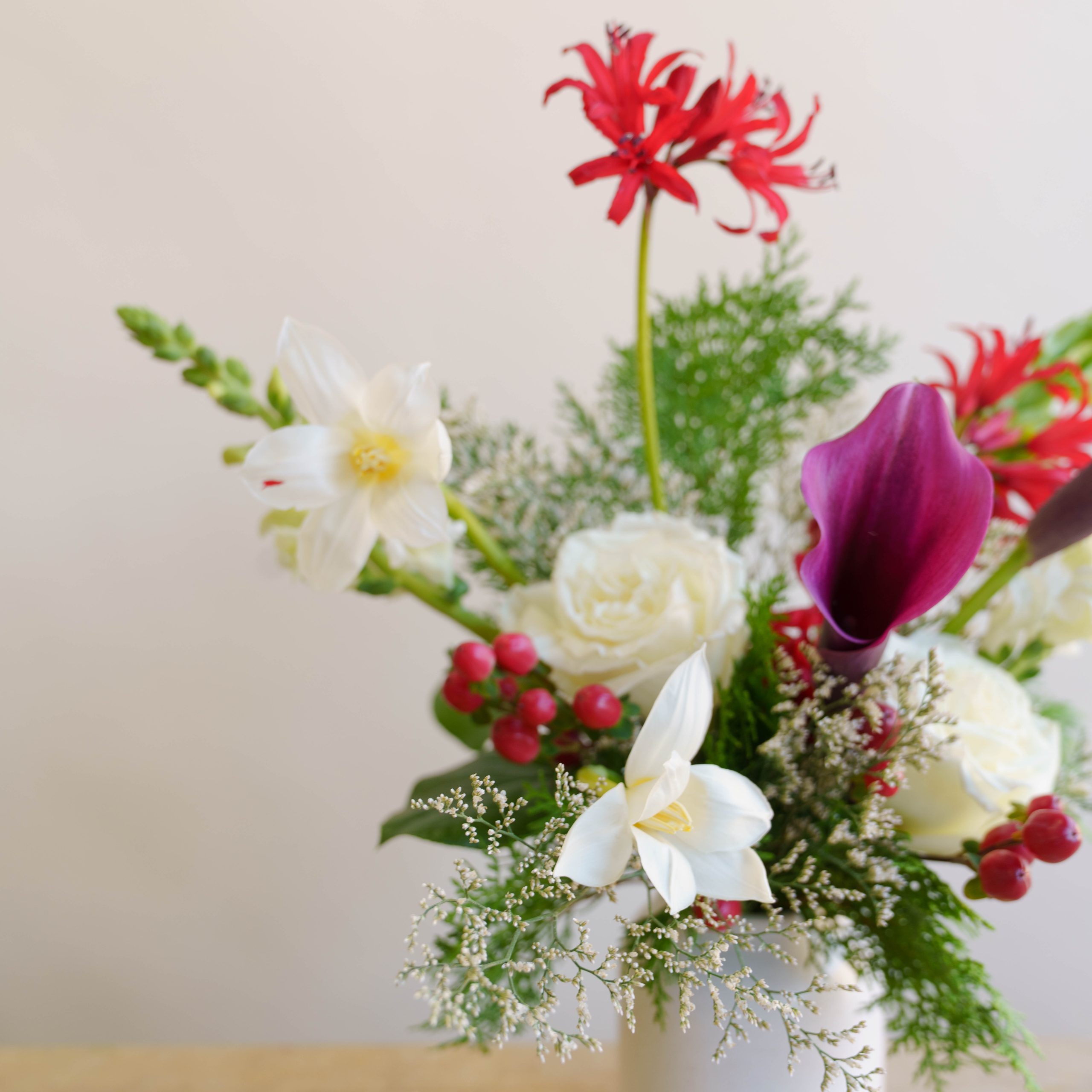 Holiday Arrangement - Image 2