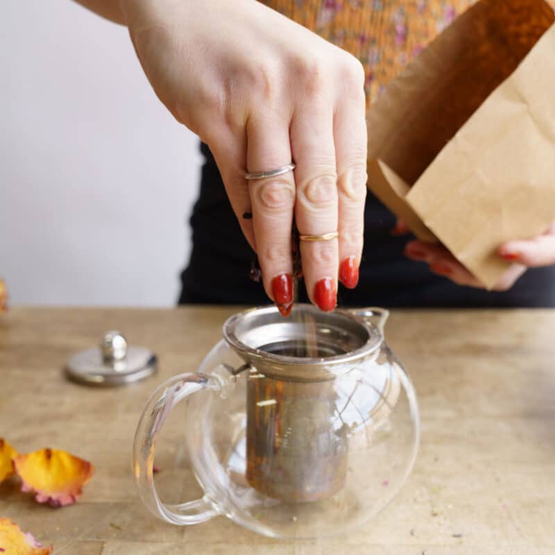 Sip Your Flowers - a tea blending workshop - Image 4