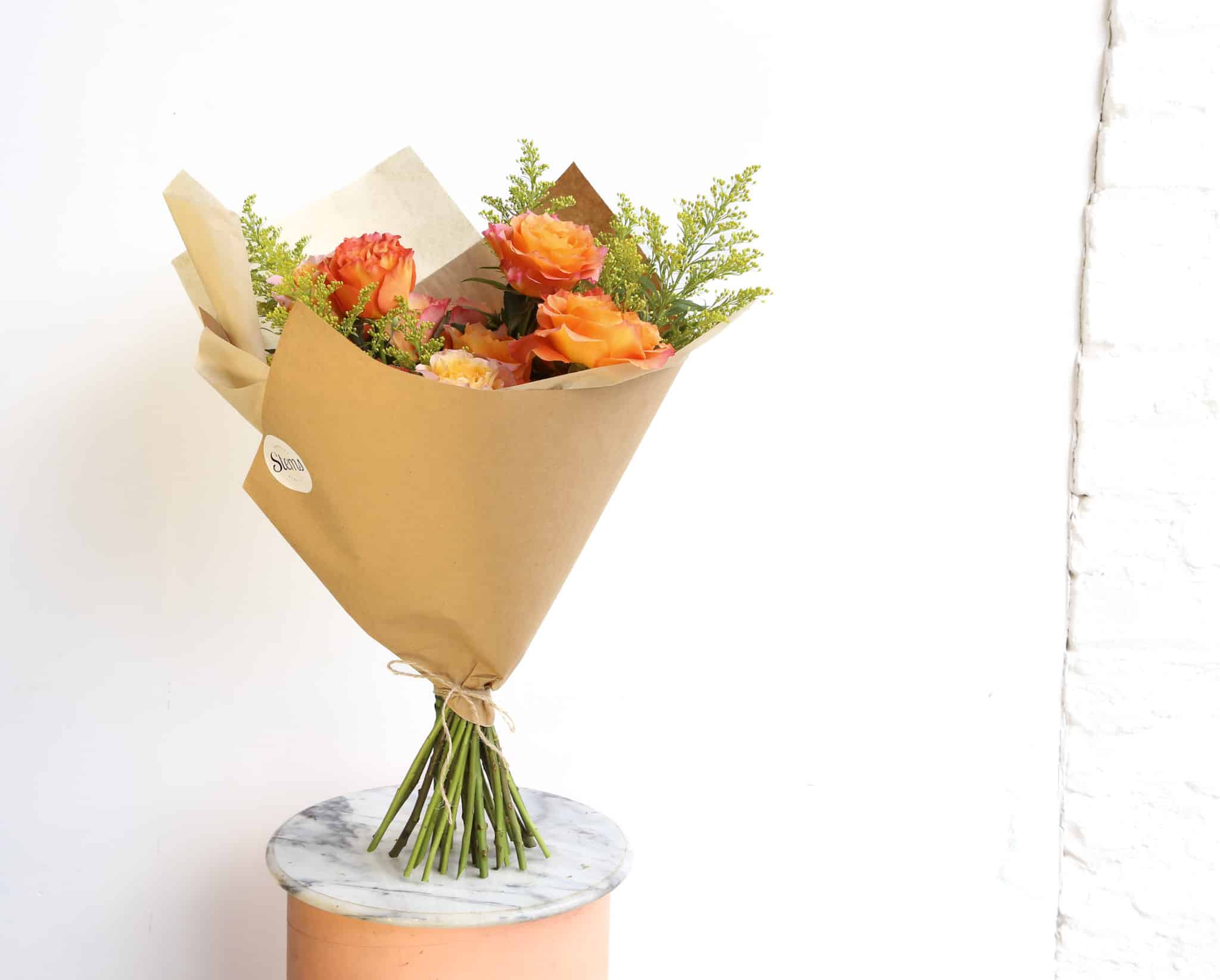 The Dozen Roses - Image 5